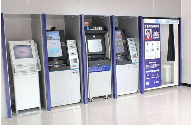 自助終端機(jī)給我們帶來(lái)了哪些便利 SHOYUA碩遠(yuǎn)觸控