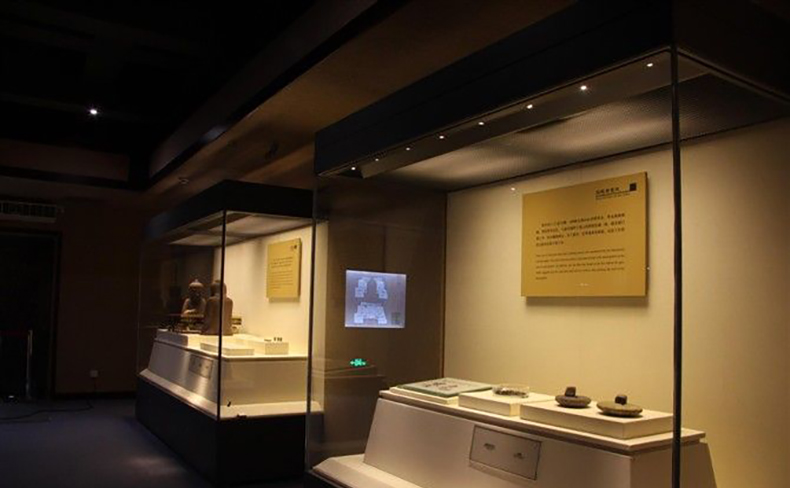 博物館展示查詢機(jī)--碩遠(yuǎn)觸控