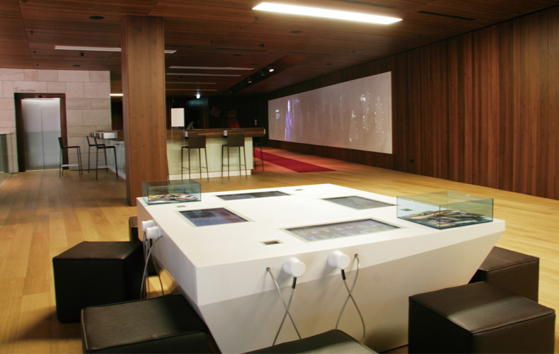 墻紙觸摸導(dǎo)購方案-碩遠(yuǎn)觸控 墻紙觸摸導(dǎo)購方案-碩遠(yuǎn)觸控